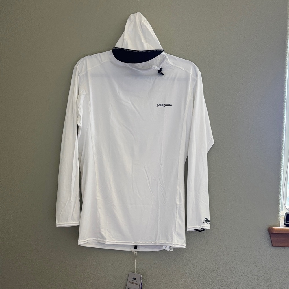 Patagonia White Hooded Long Sleeve Shirt
